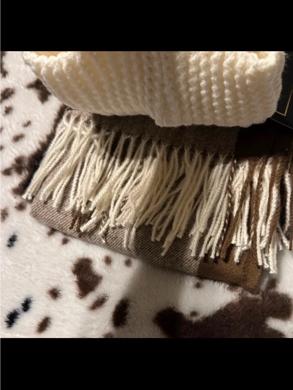 Charlotte Daniel Cream Pom Pom Hat & Scarf Set
